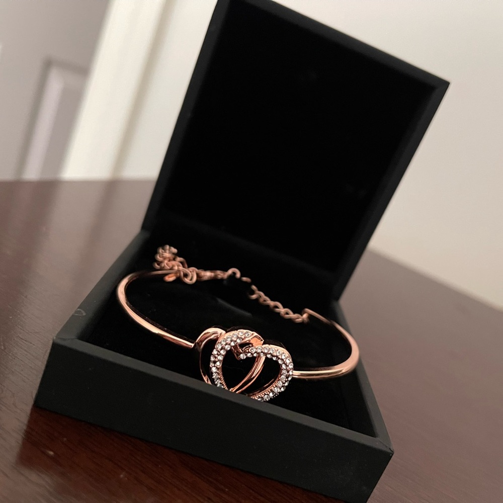 SWAROVSKI BRACELET